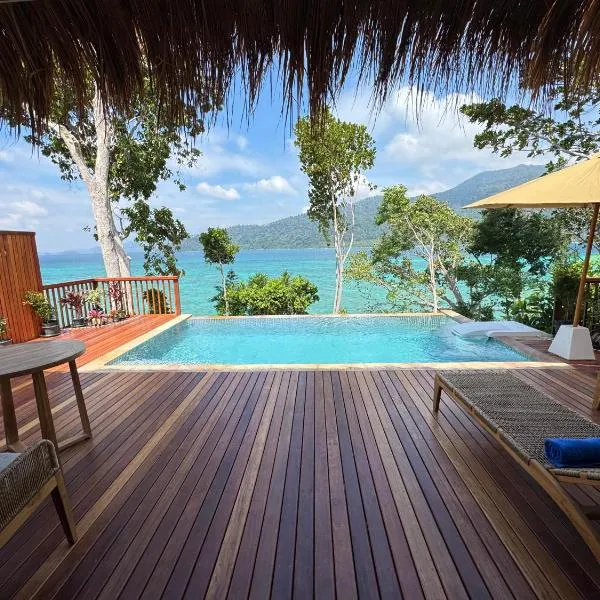 Ten Moons Sunset Villas, hotel in Ko Lipe