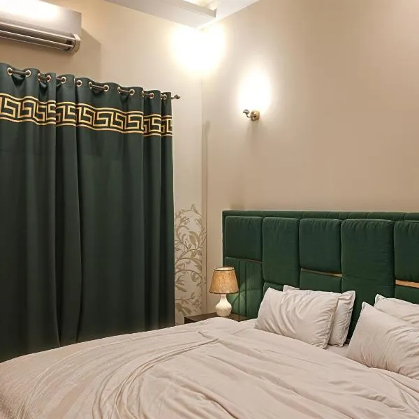 Royal Villa's DHA, hôtel à Lahore