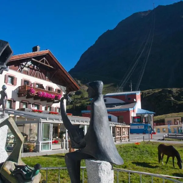 Piccolo Hotel Gurschler, hotel v destinaci Maso Corto