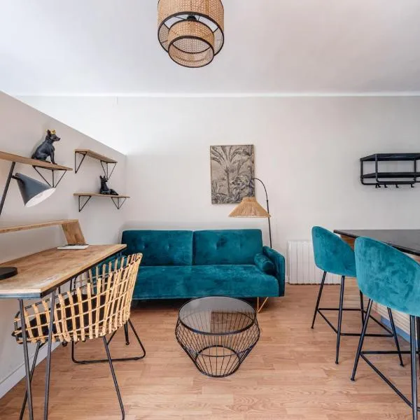 BeBarceloner Sant Andreu Apartments - 1 bedroom with terrace, khách sạn ở Barcelona