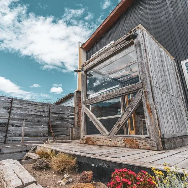 Pristine Patagonia Hotel, хотел в Пуерто Наталес
