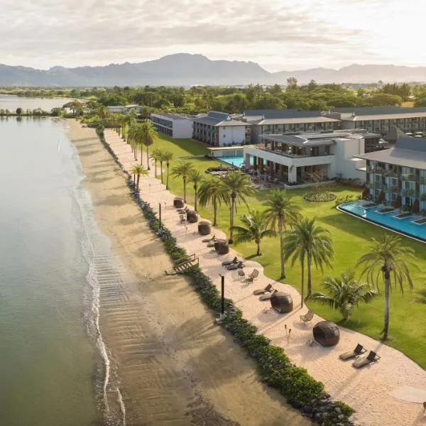 Crowne Plaza Fiji Nadi Bay Resort & Spa by IHG โรงแรมในนาดี