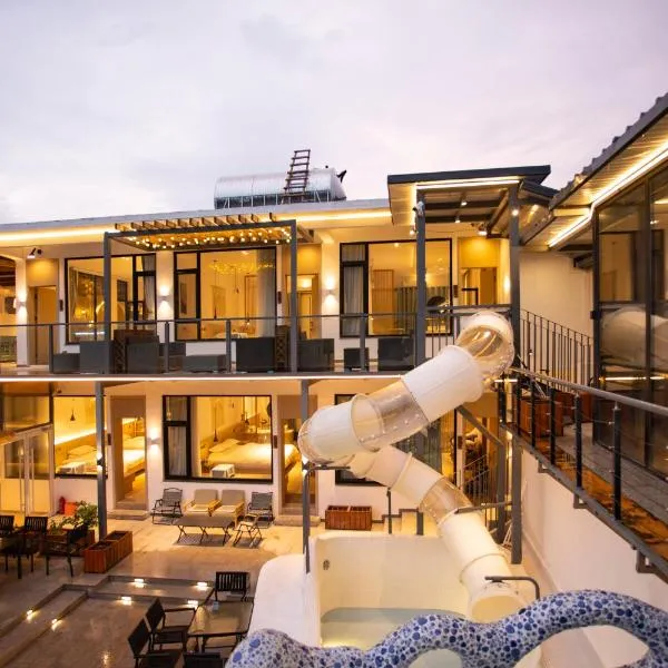 北京沐桐客栈, ξενοδοχείο σε Sanduhe