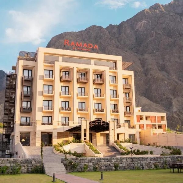 Ramada Resort by Wyndham Gilgit, hotel em Gilgit