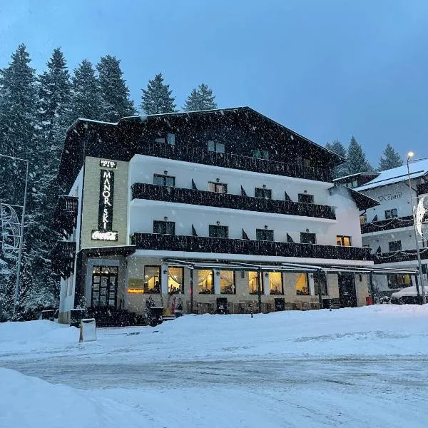 Manor Ski Hotel, hotel en Predeal