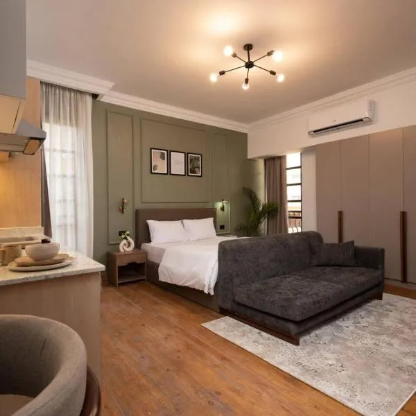 77 by Spacey #19 - Studio in Maadi，位于开罗的酒店