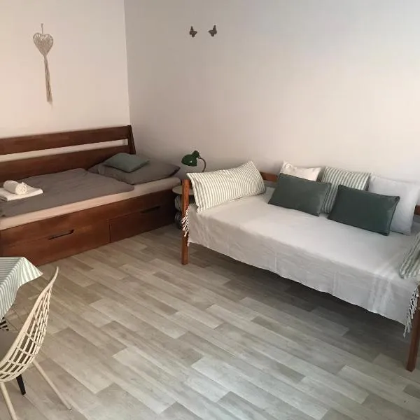 Ubytování u chalupy, Hotel in Budweis