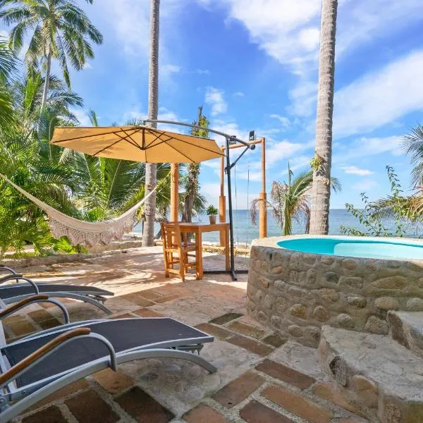 Panchos Paradise Cabaña Bamboo, hotel in Puerto Vallarta