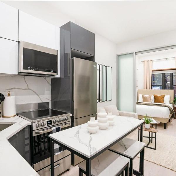 317-1B Modern 1Br UES W&D, New York