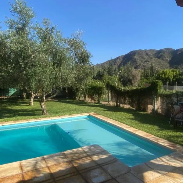 7 Olivos Departamento Interno hasta 5 personas con Pileta compartida, hôtel à San Miguel