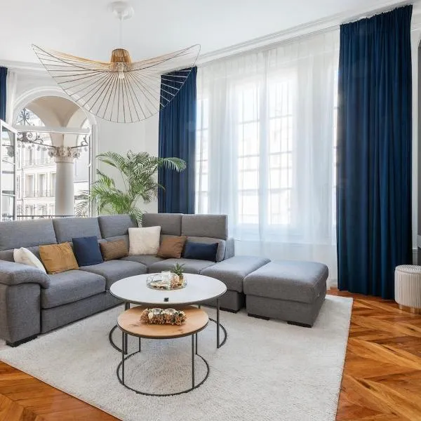 Appartement d'exception en plein coeur de Caen, hôtel à Caen