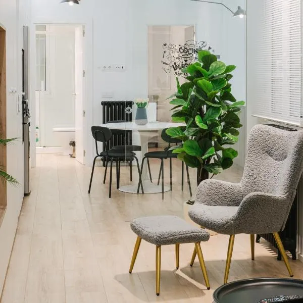 Carmen 6 by ARoom, hotel din León