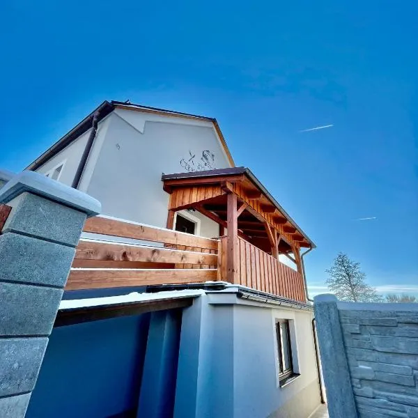 Apartmány U rybníků, ξενοδοχείο σε Černá v Pošumaví