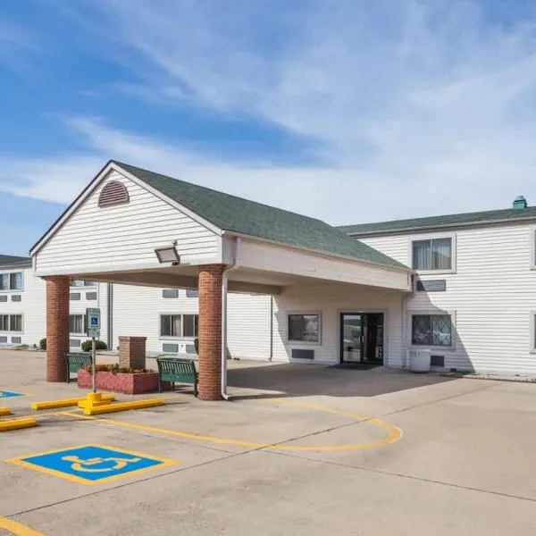 Fairbridge Inn Express Decatur Forsyth IL, hotel in Decatur