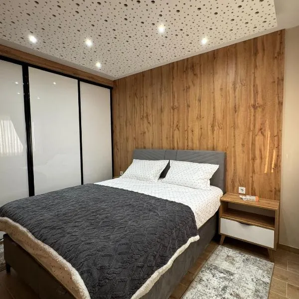 Crown Apartmani Vlašić, hótel í Vlasic