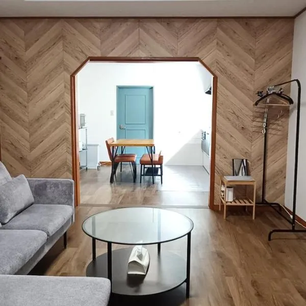 古民家 環水公園徒歩8分 閑静な住宅街 ドライブ旅行 近隣駐車場あり, Hotel in Toyama