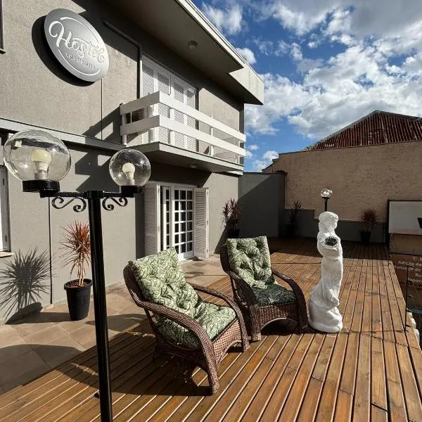 Casa do Rogerio Hostel - Unidade Shopping, хотел в Каксиас-До-Сул
