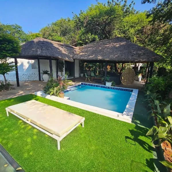 Lemón Villa, hotel in Bela-Bela