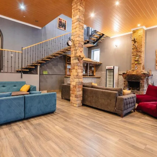 Almarini Guesthouse, hotel in Bakuriani