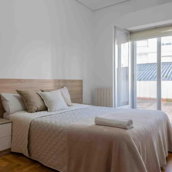 Apartamento San Millan Confort, хотел в Логроньо