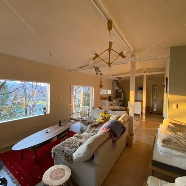 villa with a panoramic view of Setouchi, hotel v destinaci Tatsuno