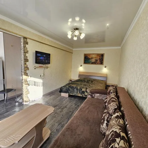 Lux Apartment on Mayakovsky 6, hotel v mestu Ustʼ-Kamenogorsk