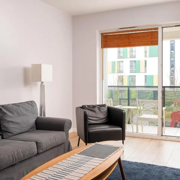Sady Żoliborskie Generous Apartment by BookingHost, hotel in Warsaw