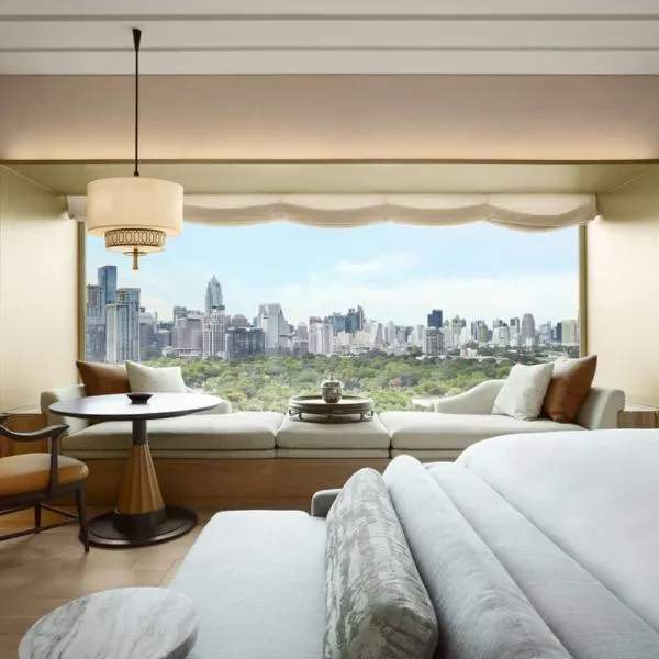 Dusit Thani Bangkok, hotel i Bangkok