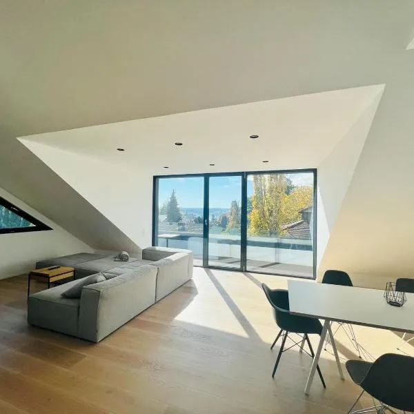 LAKE Loft Indigo - Design Ferienwohnung im Überlinger Kurviertel, hotel a Überlingen