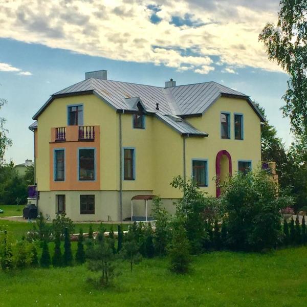 Wonderful 8 Bedroom Home near Vilnius, Didžioji Reišė