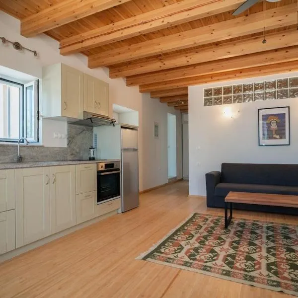 Neapolis Oasis - Lower House, hotel in Neapolis