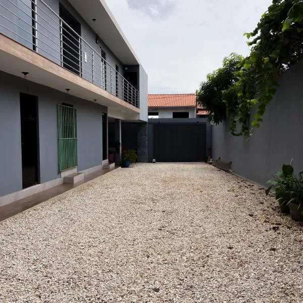 Quartos a 1km do centro de Pirenópolis, Hotel in Pirenópolis