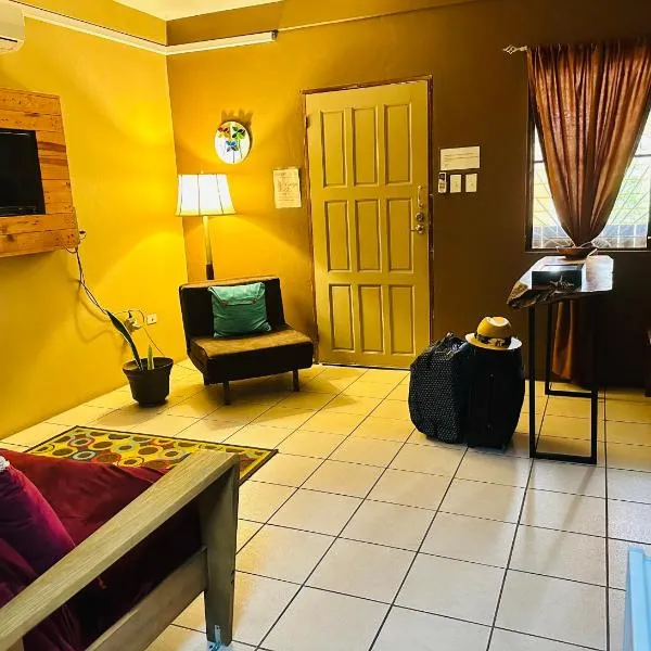 City Garden 2 Apartment, ξενοδοχείο στην Πόλη του Μπελίζ