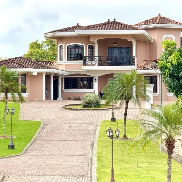 Casa Magna, hotel en Las Tablas