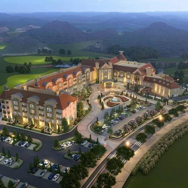 Legend Valley Hotel Ha Nam, hotel in Phủ Lý
