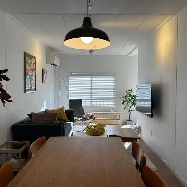 伊勢志摩観光に最適 パールロードの玄関口 PAARU inn 2階A室 セルフチェックイン, hotel in Toba