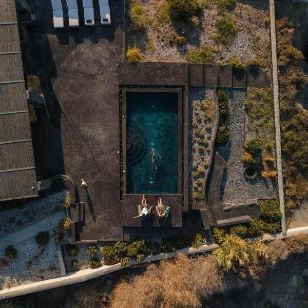 Colombos Beachfront，位于Foinikiá的酒店