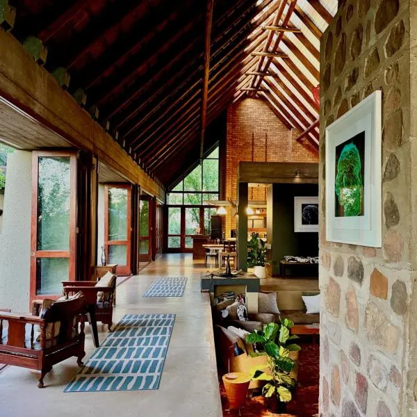 The Riverine Lodge, hotel en Reserva de Welgevonden