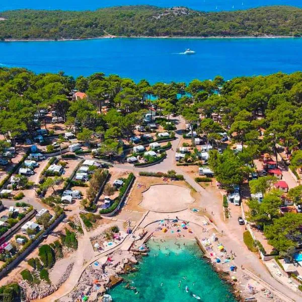 Camping Village Poljana, hotel in Mali Lošinj