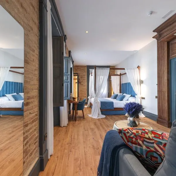 La Casa Azul Boutique Hotel, hotel in Andújar