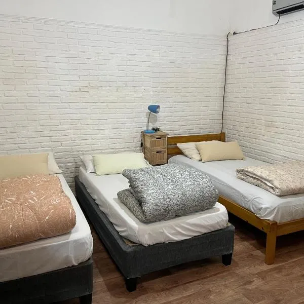 La casa de Ceci y Valen, Hotel in Montevideo