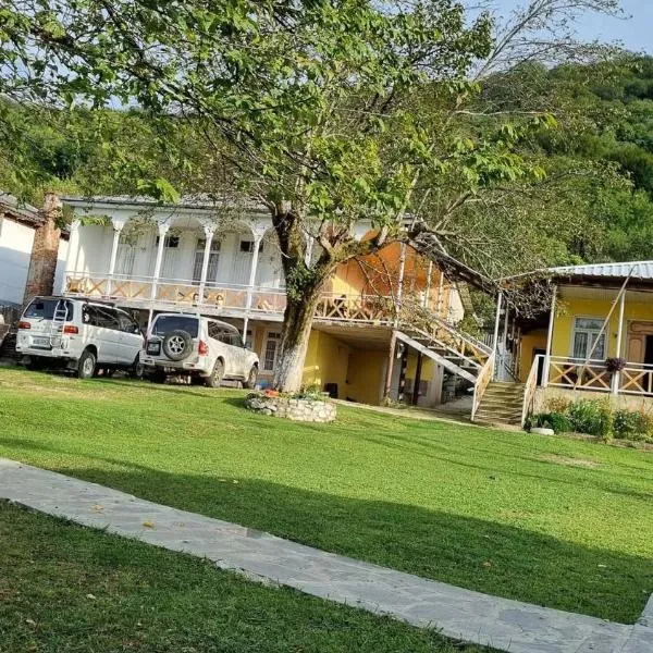 Guest House Balda, hotel en Martvili