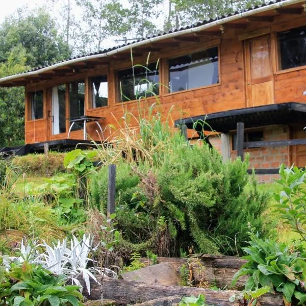 Chalet Enquiry for Peace and Love with Nature，位于El Encano的酒店