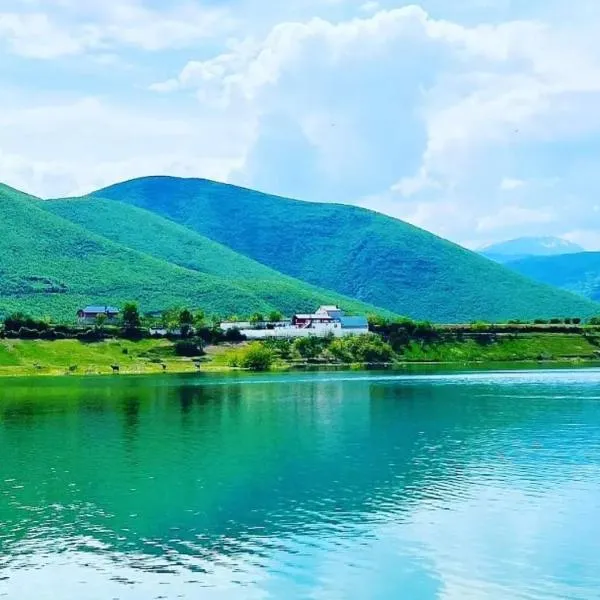 SuperPanorama GuestHouse, hotel en Kukës
