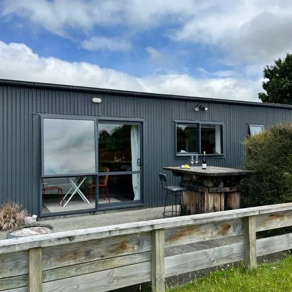 Southland Farming Retreat, Hotel in Gore