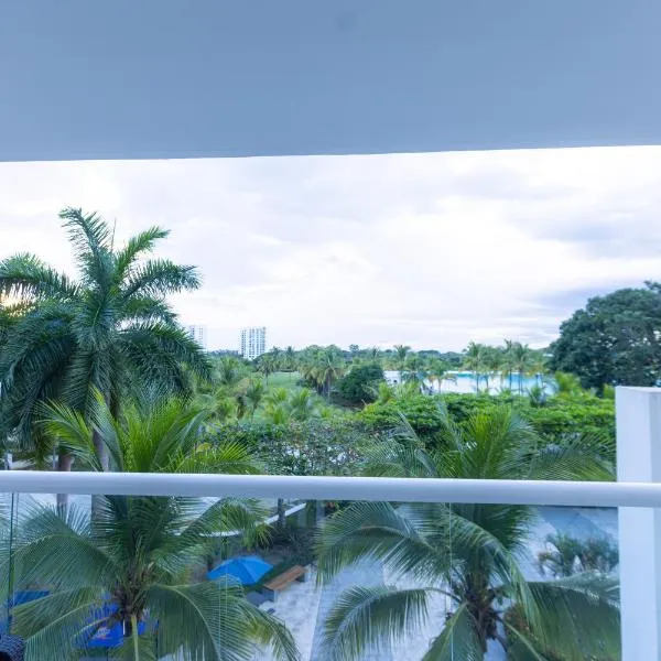 Relax Loft on the beach Town Center Playa B，位于里奥阿托的酒店