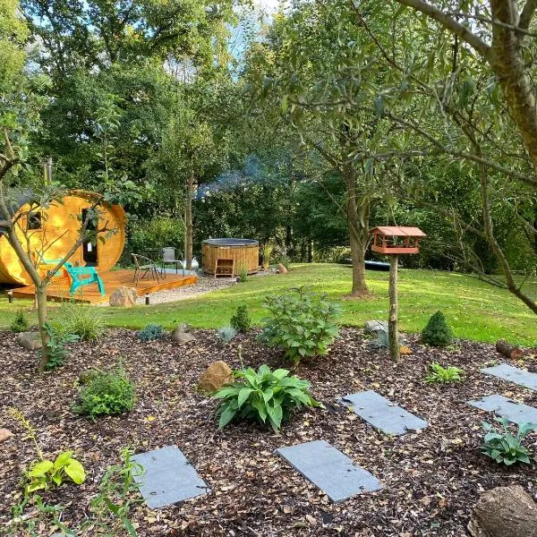 Tiny Resort Chotěvice 2, hotel in Chotěvice