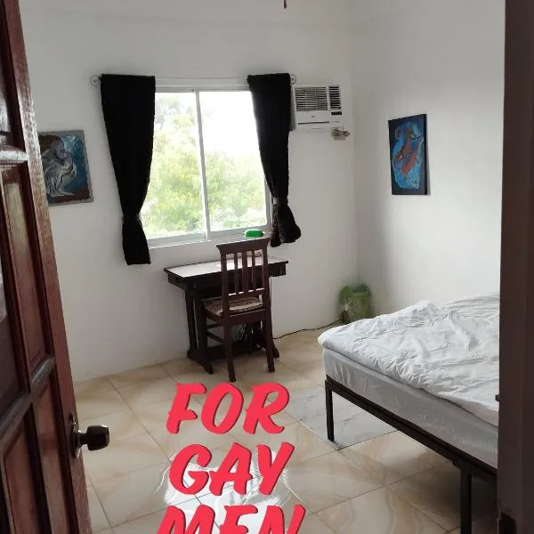 Roger's Place Guesthouse, hotel di Boracay