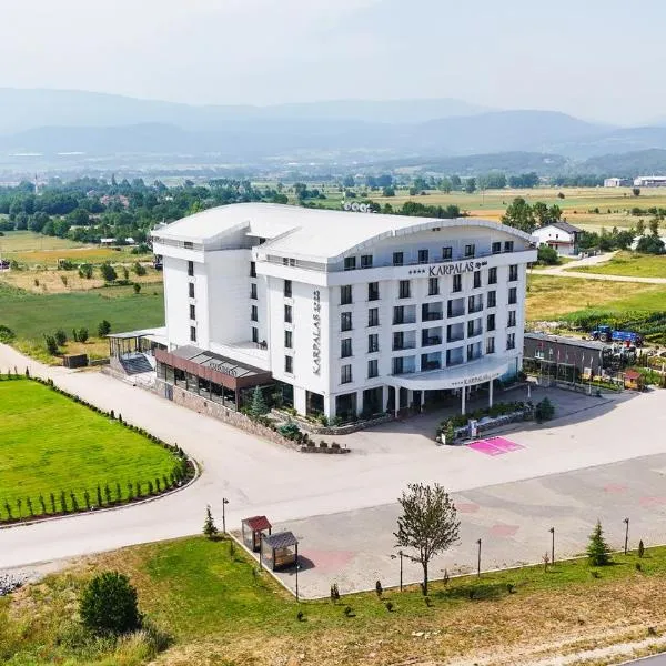 Karpalas City Hotel & Spa，位于博卢的酒店