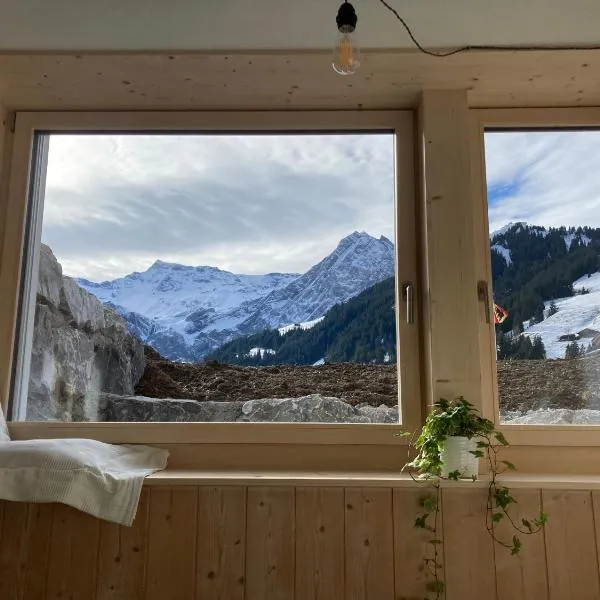 Chalet Wasserfall 3-Zimmerferienwohnung möbliert, Hotel in Adelboden